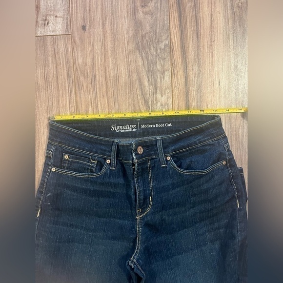 Signature by Levi Strauss & Co. Gold Label Women's Modern Bootcut Jean Sz 28x32L - Picture 6 of 10
